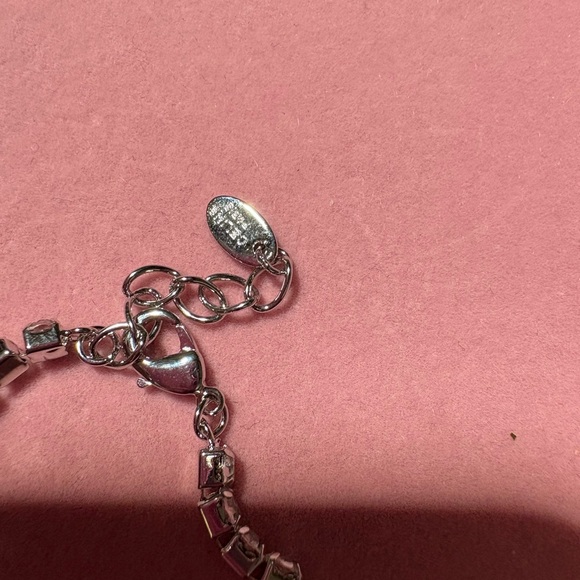 Luxury Celine CZ bracelet - Picture 4 of 4